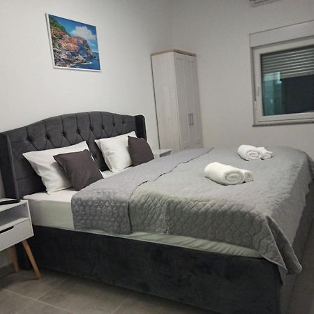 Venite Rooms Velika Exteriör bild