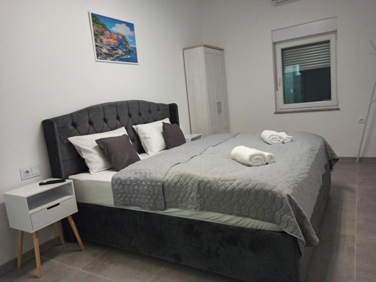 Venite Rooms Velika Exteriör bild